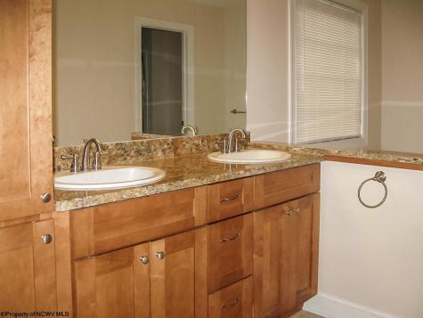 198 Donna Avenue Morgantown WV 26505