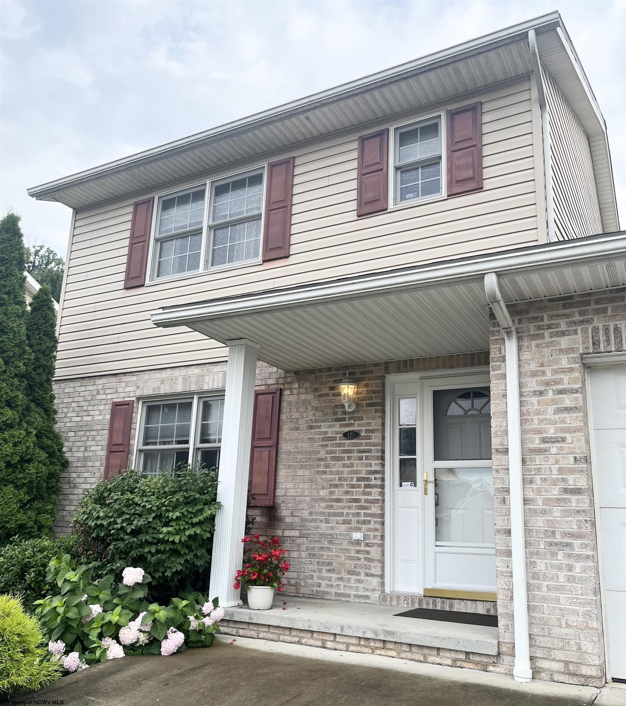 121 Donna Avenue Morgantown WV 26505