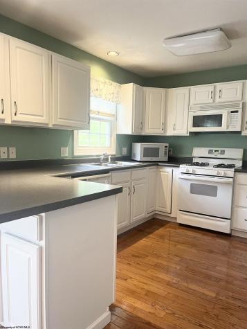 121 Donna Avenue Morgantown WV 26505