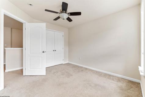 3313 Sun Court Morgantown WV 26505