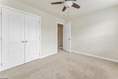 3313 Sun Court Morgantown WV 26505