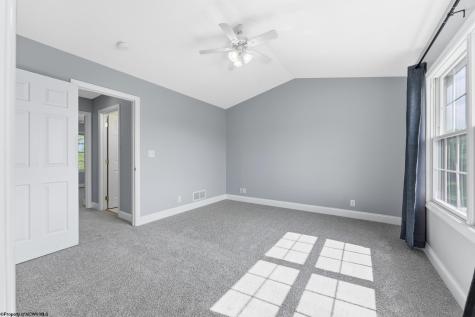 29 Ocean View Drive Morgantown WV 26505