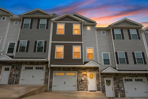 20 Misty Lane Fairmont WV 26554