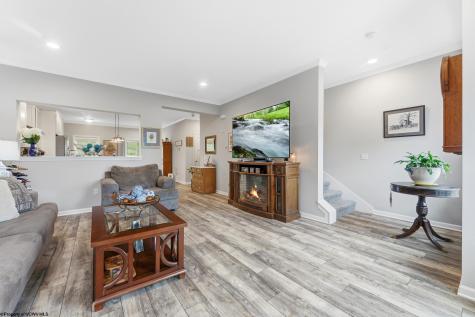 20 Misty Lane Fairmont WV 26554