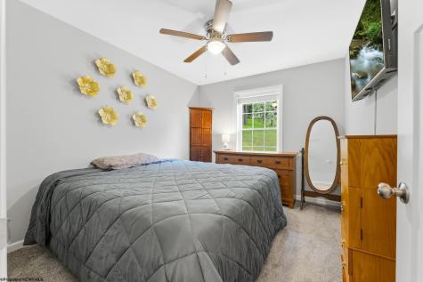20 Misty Lane Fairmont WV 26554