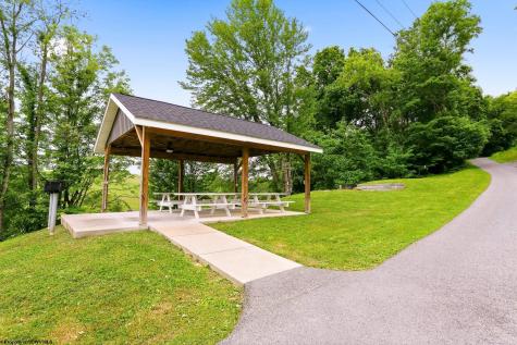 20 Misty Lane Fairmont WV 26554