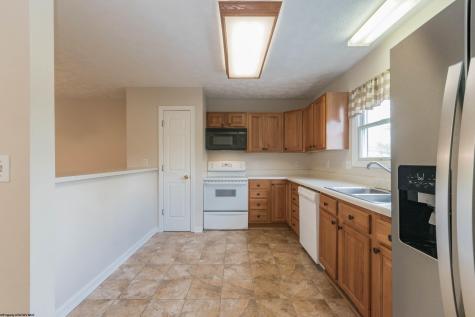 742 Erow Avenue Morgantown WV 26505