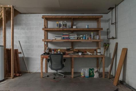 742 Erow Avenue Morgantown WV 26505