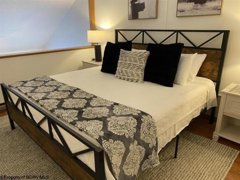 104 Deerfield Village Davis WV 26260