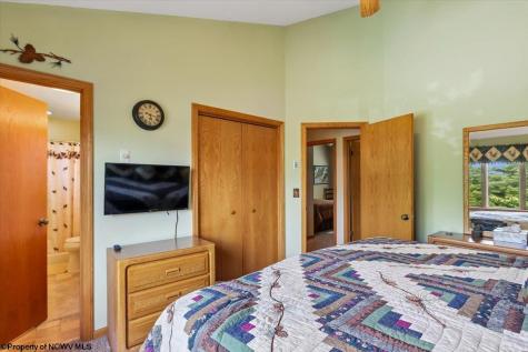 68 Deerfield Circle Davis WV 26260