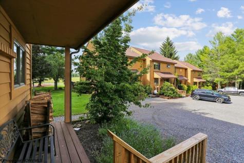68 Deerfield Circle Davis WV 26260