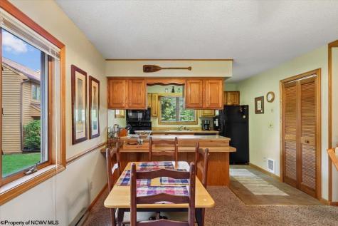 68 Deerfield Circle Davis WV 26260
