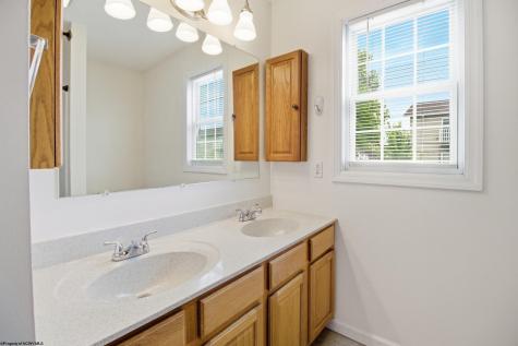 439 Kensington Avenue Morgantown WV 26505