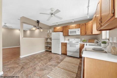 40 Cedarstone Court Morgantown WV 26505