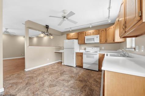 40 Cedarstone Court Morgantown WV 26505