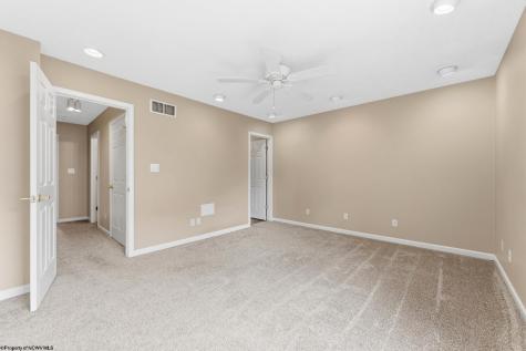40 Cedarstone Court Morgantown WV 26505