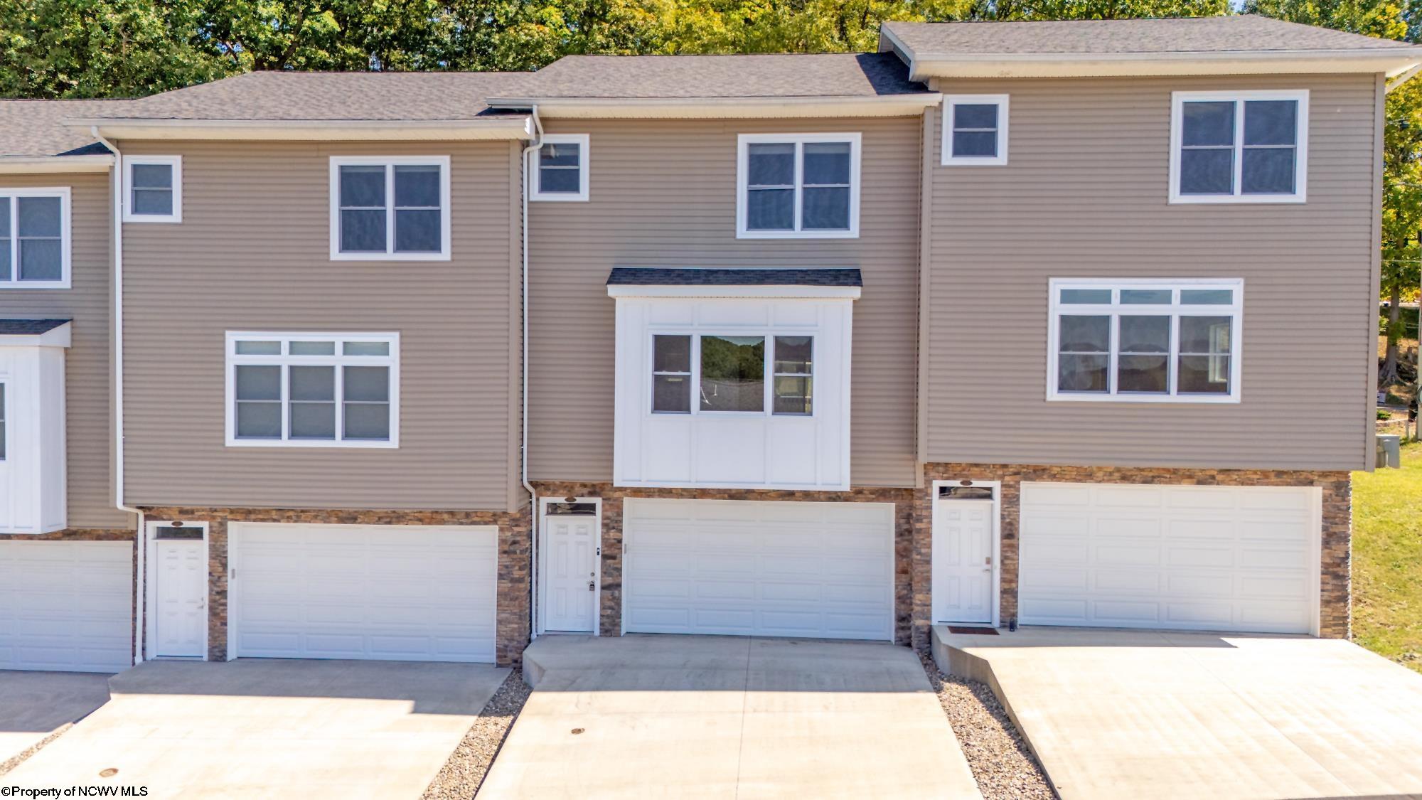 102 Pasture Lane Morgantown WV 26505