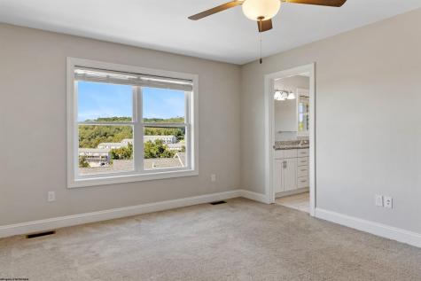 102 Pasture Lane Morgantown WV 26505