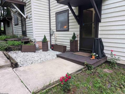 56 Baneberry Lane Terra Alta WV 26764-0000