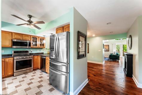 1041 Greystone Circle Morgantown WV 26508