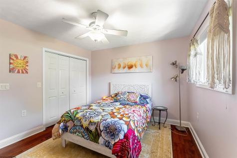 1041 Greystone Circle Morgantown WV 26508