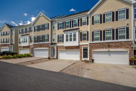 3333 Sun Court Morgantown WV 26505