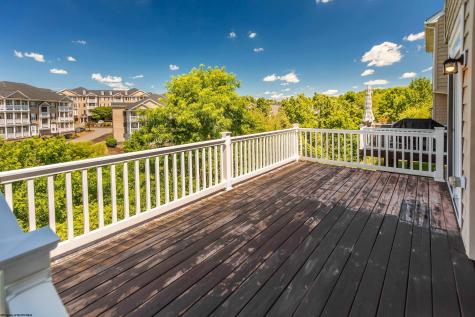 3333 Sun Court Morgantown WV 26505