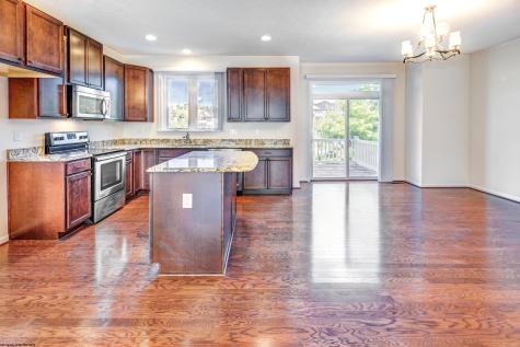 3333 Sun Court Morgantown WV 26505