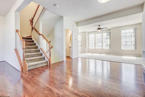 3333 Sun Court Morgantown WV 26505