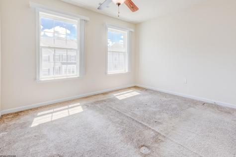 3333 Sun Court Morgantown WV 26505