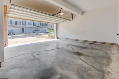 3333 Sun Court Morgantown WV 26505