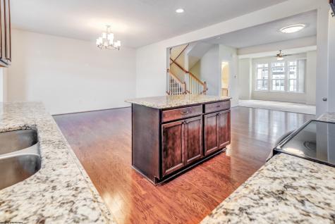 3333 Sun Court Morgantown WV 26505