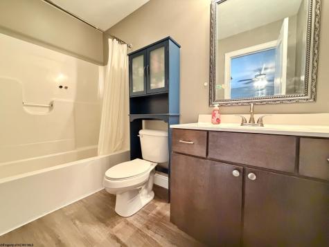3037 Sixth Avenue Morgantown WV 26508