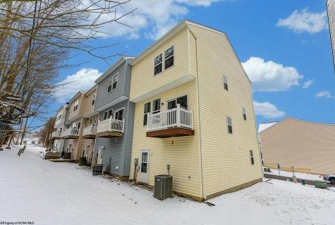 112 Woodside Drive Morgantown WV 26508