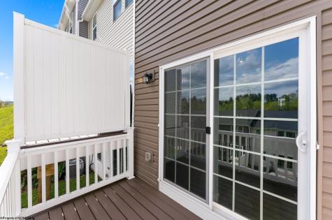 61 Hewstone Court Morgantown WV 26501