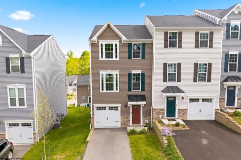 61 Hewstone Court Morgantown WV 26501