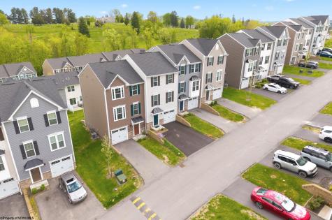 61 Hewstone Court Morgantown WV 26501