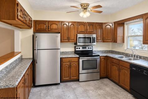 204 Cedarstone Drive Morgantown WV 26505