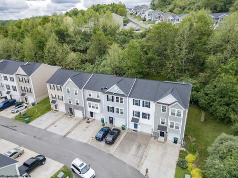 205 Queensbury Court Fairmont WV 26554