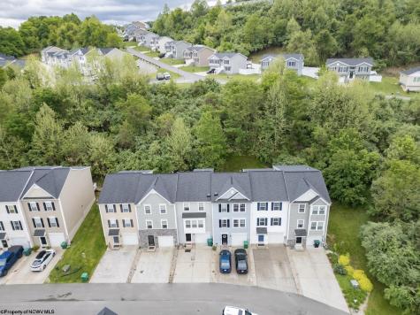 205 Queensbury Court Fairmont WV 26554