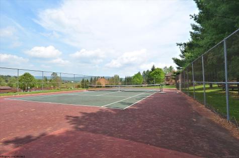 42 Deerfield Circle Davis WV 26260