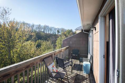 84 Pinewood Lane Clarksburg WV 26301