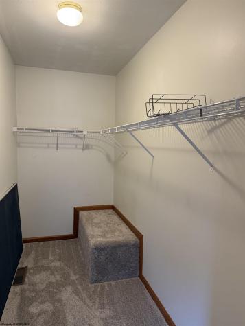 8 Riddle Court Morgantown WV 26505