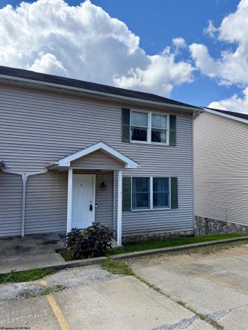 8 Riddle Court Morgantown WV 26505