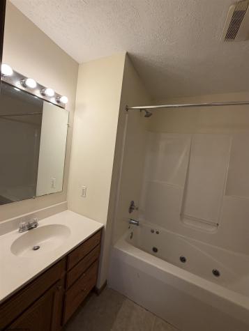 8 Riddle Court Morgantown WV 26505