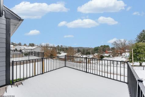 1647 Van Voorhis Road Morgantown WV 26508