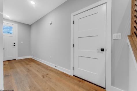1647 Van Voorhis Road Morgantown WV 26508