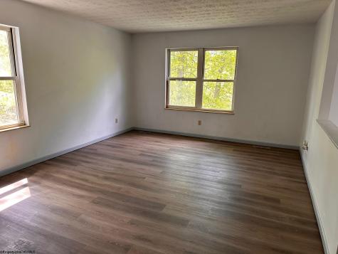1046 White Avenue Morgantown WV 26505