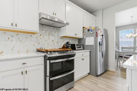 80 Bedford Court Bridgeport WV 26330