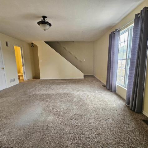 92 Clear Spring Drive Morgantown WV 26508